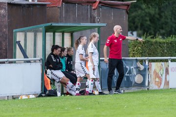 Bild 197 - F SV Henstedt Ulzburg II - SSC Hagen Ahrensburg : Ergebnis: 0:4